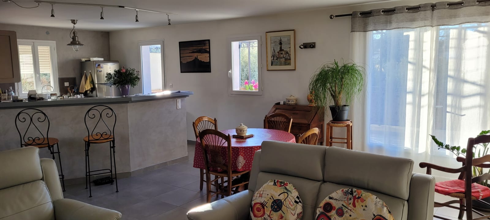 Maison-Villa - Vallabrgues